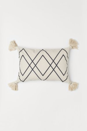 CUSHION COVER WITH TASSELS