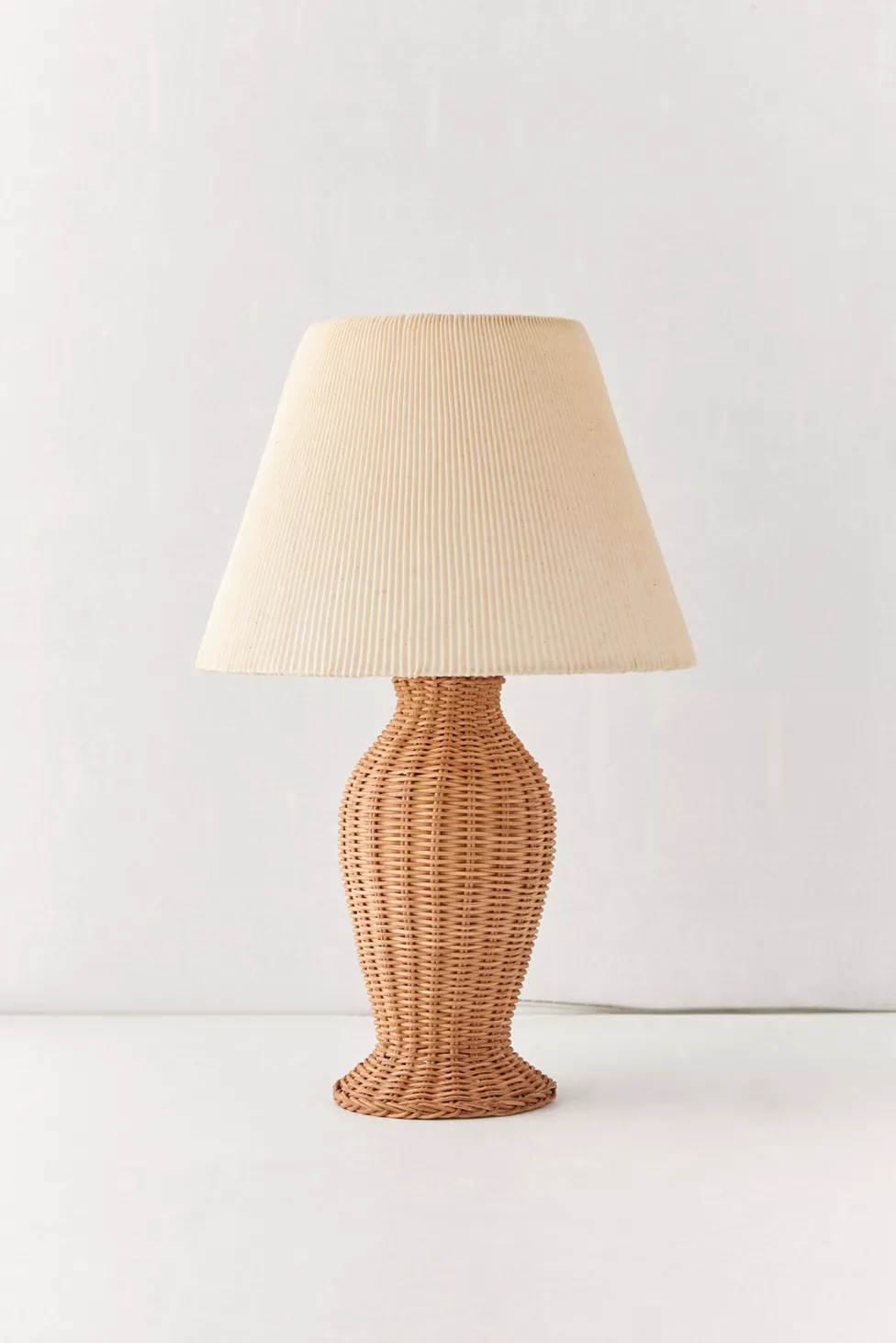 210527 Rattan Lamp